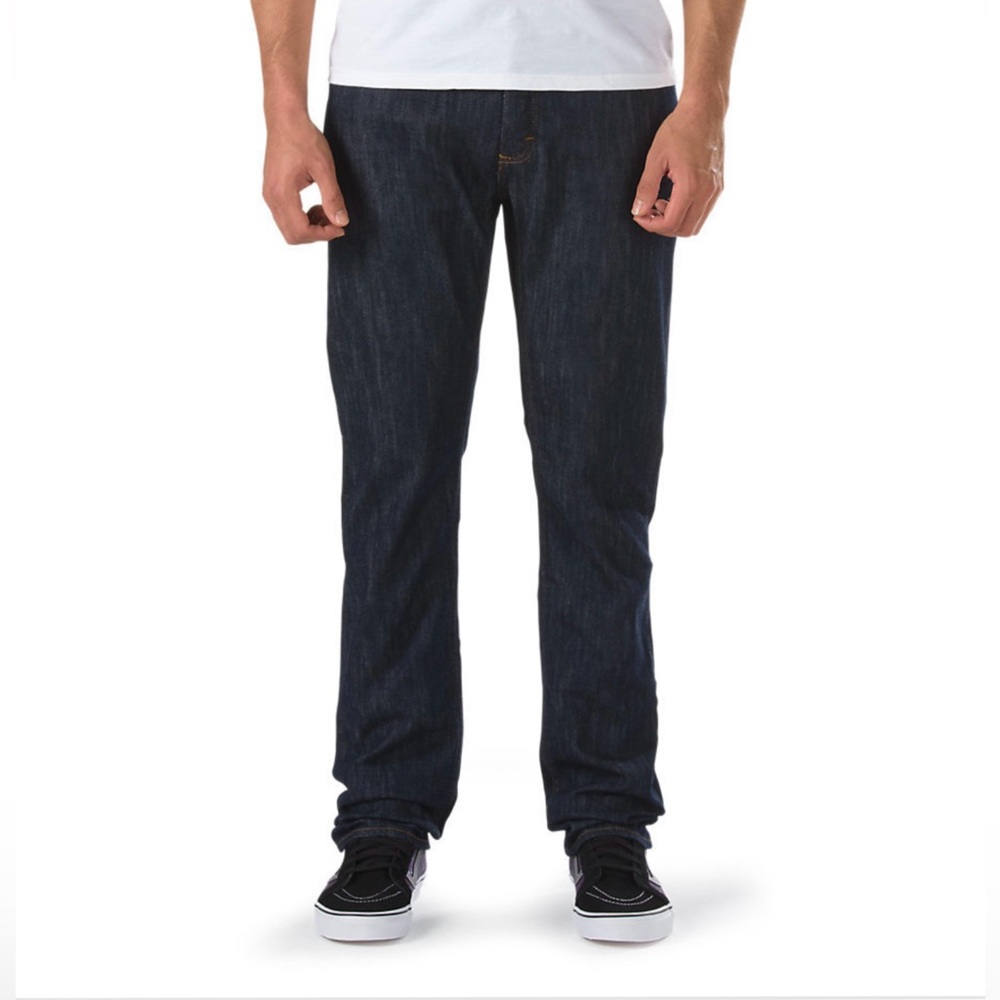 Men’s Vans V56 Standard Jeans. Size 28